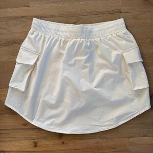 Moteepi NWT White Cargo Pocket Tennis Skirt Skort Size XL